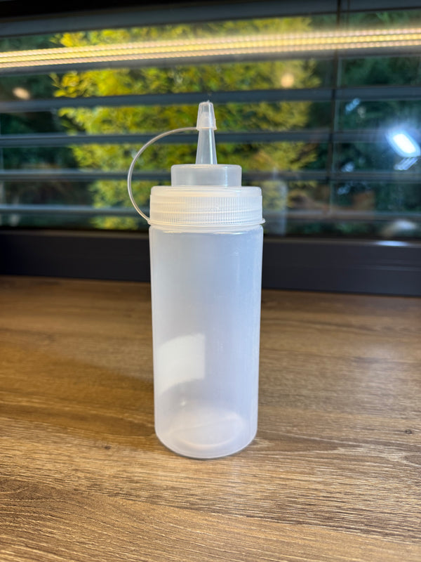 Szósznyomó palack - 4,5 dl